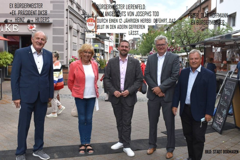 eine Dormagener Clique zum Wohle der Kinder oder zum Wohle der Fussgängerzone, Fragezeichen.jpg